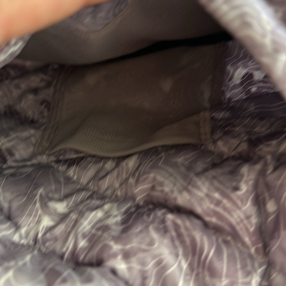 Lululemon athletica pack it down Purple Puffer Jacket - Picture 4 of 5